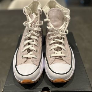 PREOWNED CONVERSE RUN STAR HIKE HI LEATHER SMOKE PINK/WHITE/BLACK SIZE 9.5
